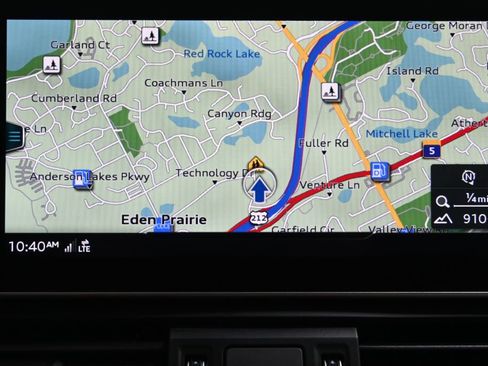 Used 2018 Audi Q5 2.0T Premium Plus w/ Premium Plus Package image 24