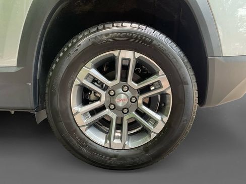 Used 2025 GMC Terrain Elevation FWD image 8