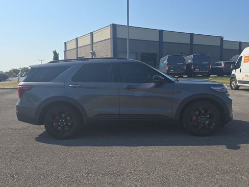 Used 2021 Ford Explorer ST w/ Equipment Group 401A AWD/4WD image 8