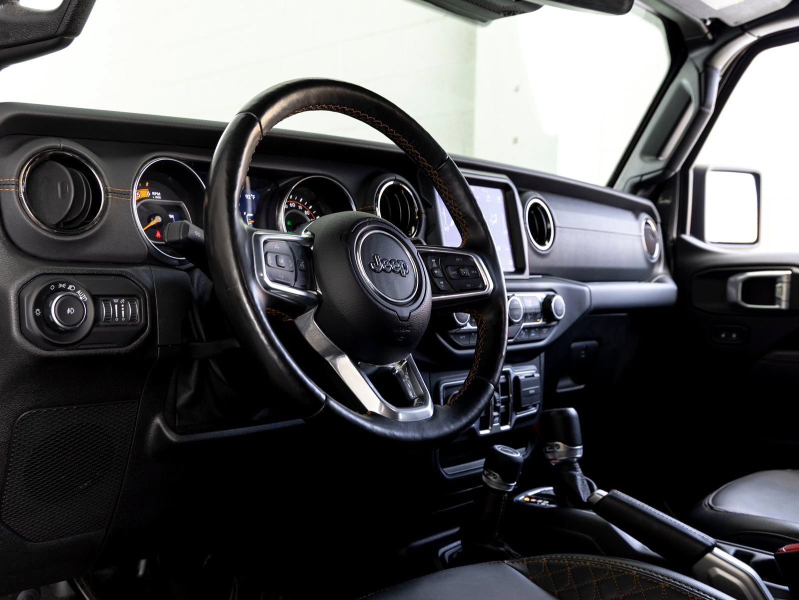 Used 2021 Jeep Wrangler Unlimited Sahara AWD/4WD image 13