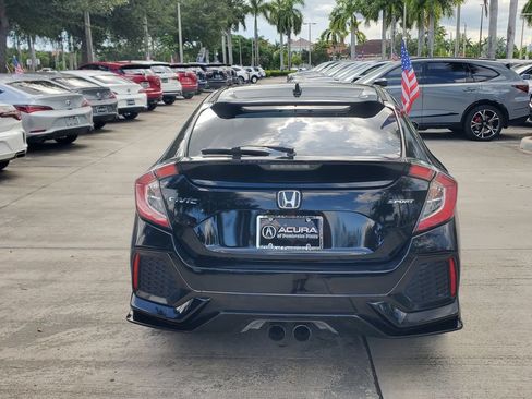 Used 2017 Honda Civic Sport image 6