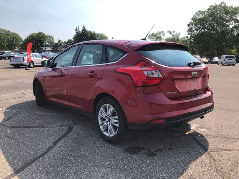 Used 2012 Ford Focus SEL FWD image 5