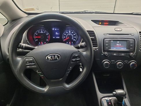 Used 2017 Kia Forte LX w/ LX Popular Package image 22