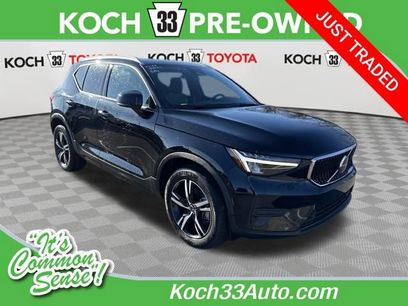 Used 2023 Volvo XC40 B5 Core