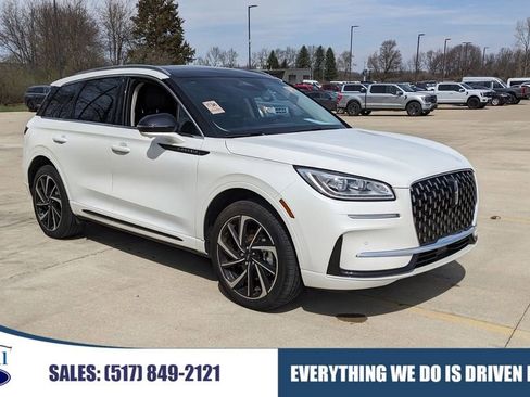 Used 2023 Lincoln Corsair Grand Touring w/ Equipment Group 301A image 1