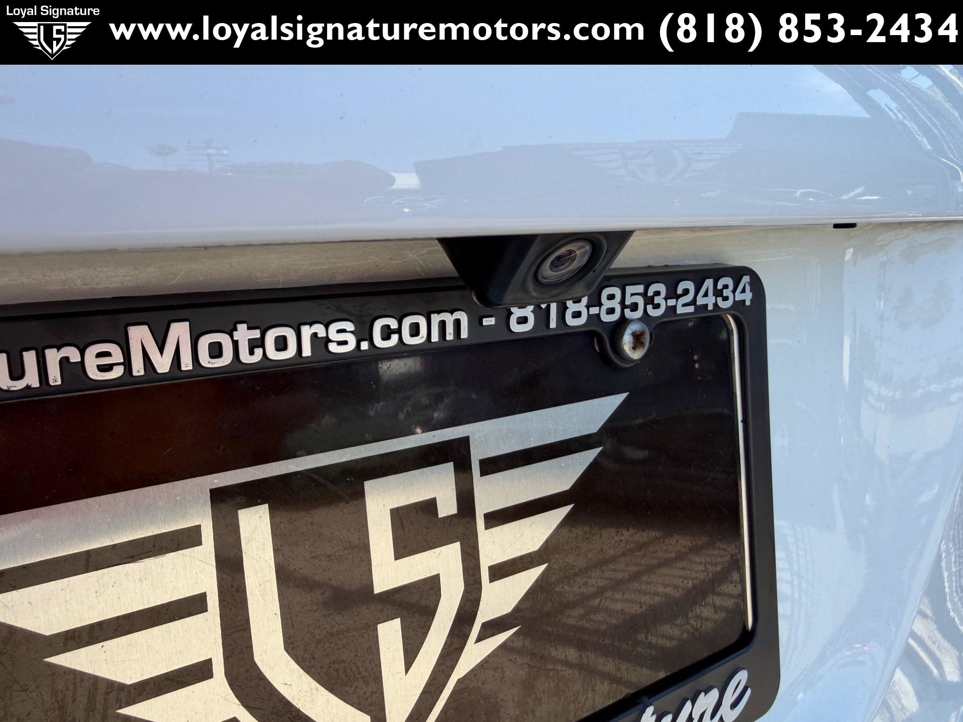 Used 2014 Porsche Cayenne Platinum Edition AWD/4WD image 9