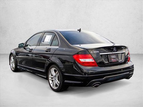 Used 2014 Mercedes-Benz C 300 Sport image 7