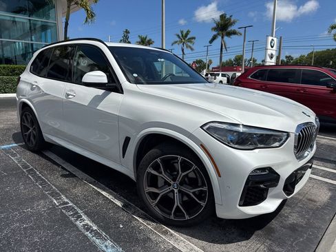 Used 2021 BMW X5 sDrive40i w/ M Sport Package RWD image 3