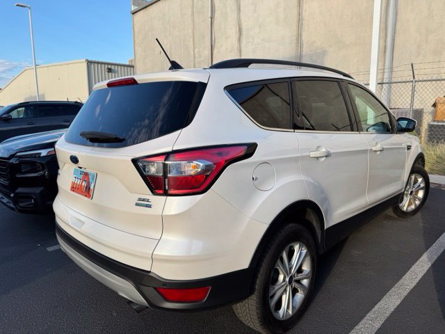 Used 2018 Ford Escape SEL w/ Ford Safe & Smart Package AWD/4WD image 3