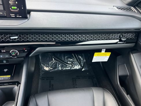 Certified 2025 Honda Accord Sport image 29