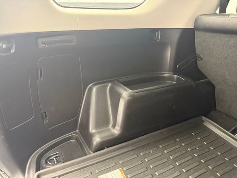 Used 2019 Toyota 4Runner 4WD image 60