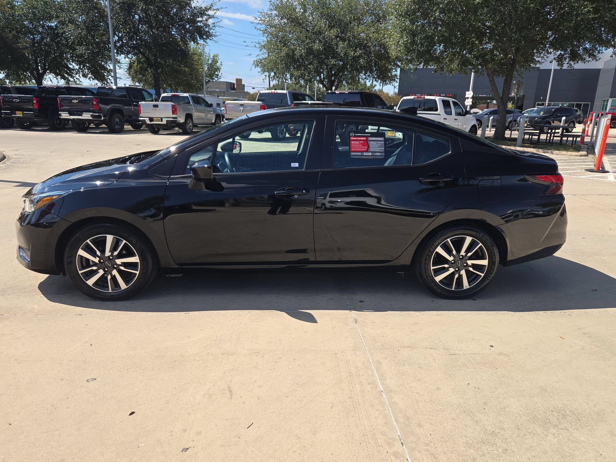Certified 2025 Nissan Versa SV FWD image 6