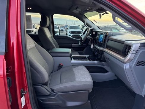 Used 2024 Ford F350 XLT w/ FX4 Off-Road Package image 12