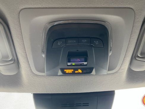 Used 2023 Toyota Corolla Cross LE image 22