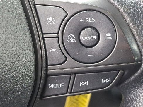 Used 2024 Toyota Corolla LE image 22