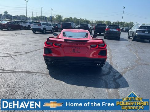 Used 2022 Chevrolet Corvette Stingray Coupe w/ 1LT RWD image 5