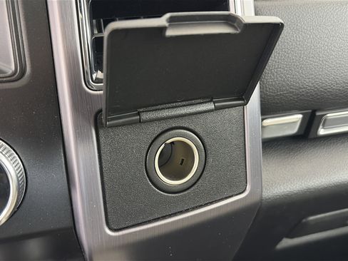 Used 2019 Ford Expedition Max Platinum AWD/4WD image 43