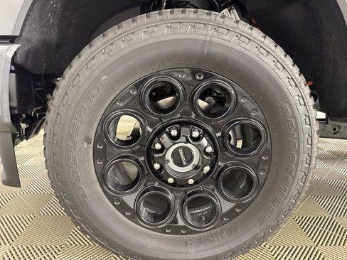 New 2026 Ford F250 Lariat w/ Black Appearance Package image 26