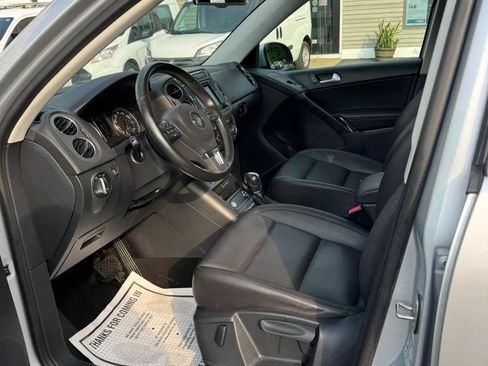 Used 2017 Volkswagen Tiguan S AWD/4WD image 25