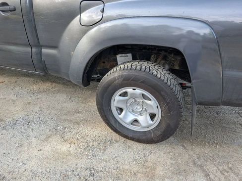 Used 2010 Toyota Tacoma 4x4 Double Cab image 23