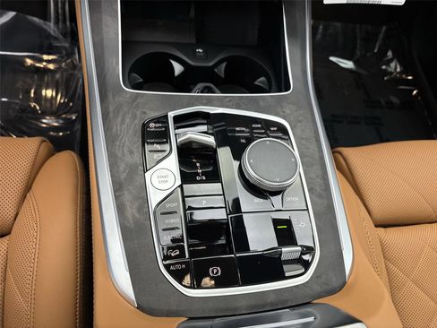 New 2026 BMW X5 xDrive50e image 23