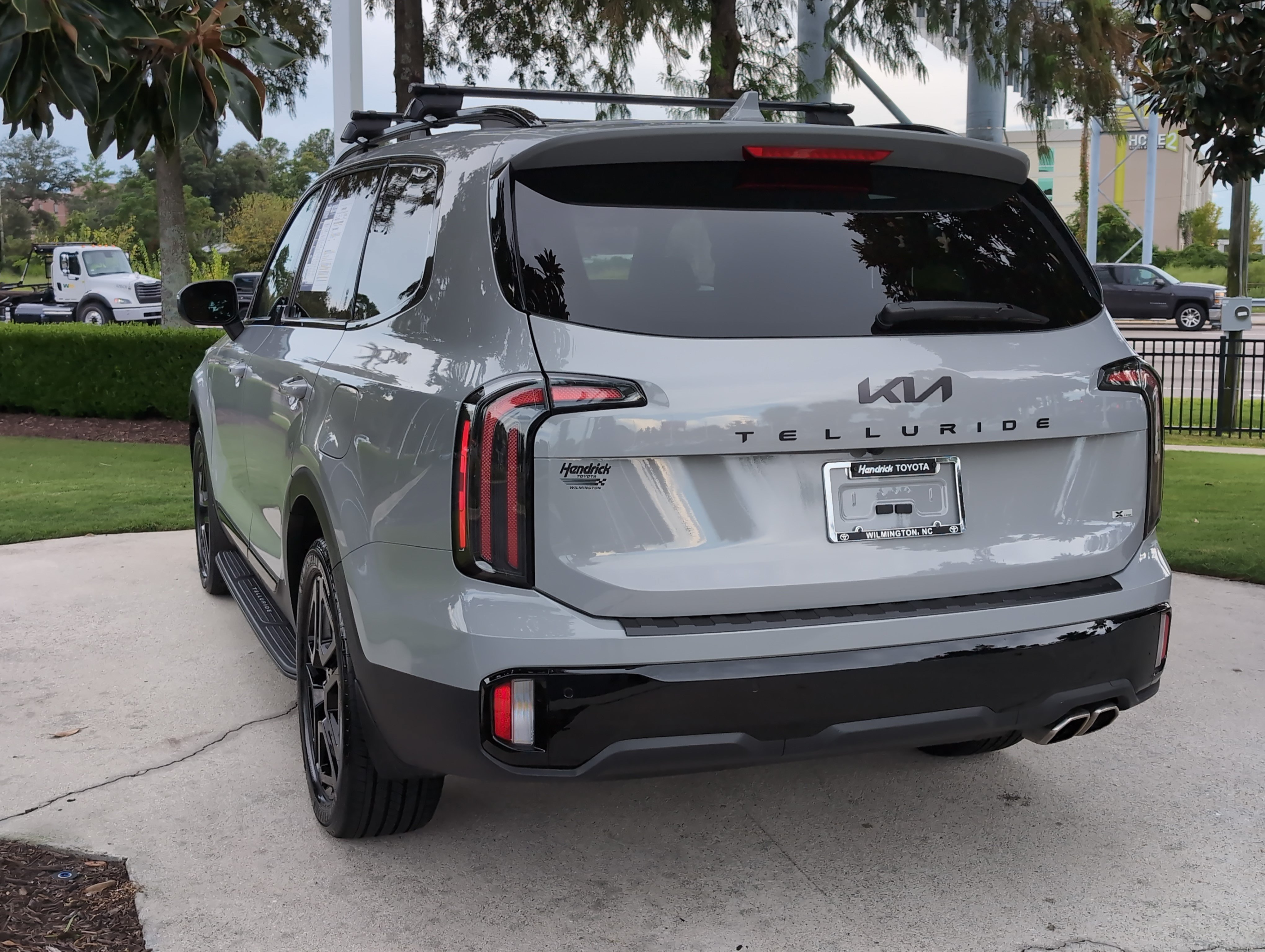 Used 2025 Kia Telluride EX X-Line AWD/4WD image 8