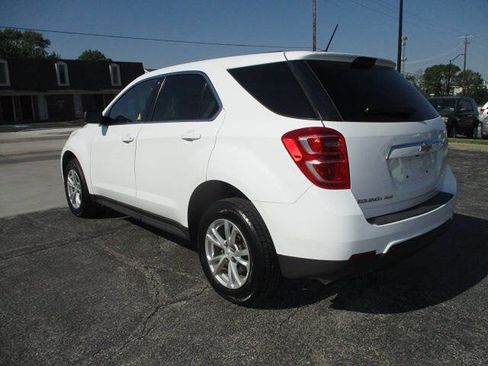 Used 2017 Chevrolet Equinox LS AWD/4WD image 3