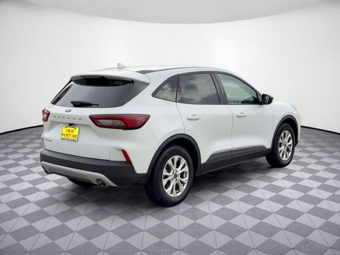 Used 2025 Ford Escape Active FWD image 9