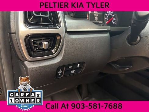 Used 2021 Kia Sorento SX image 18