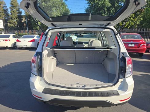 Used 2010 Subaru Forester 2.5X w/ Popular Equipment Group 1A AWD/4WD image 17