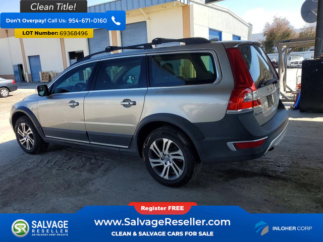 Used 2015 Volvo XC70 T5 Premier Plus w/ Protection Package FWD image 3