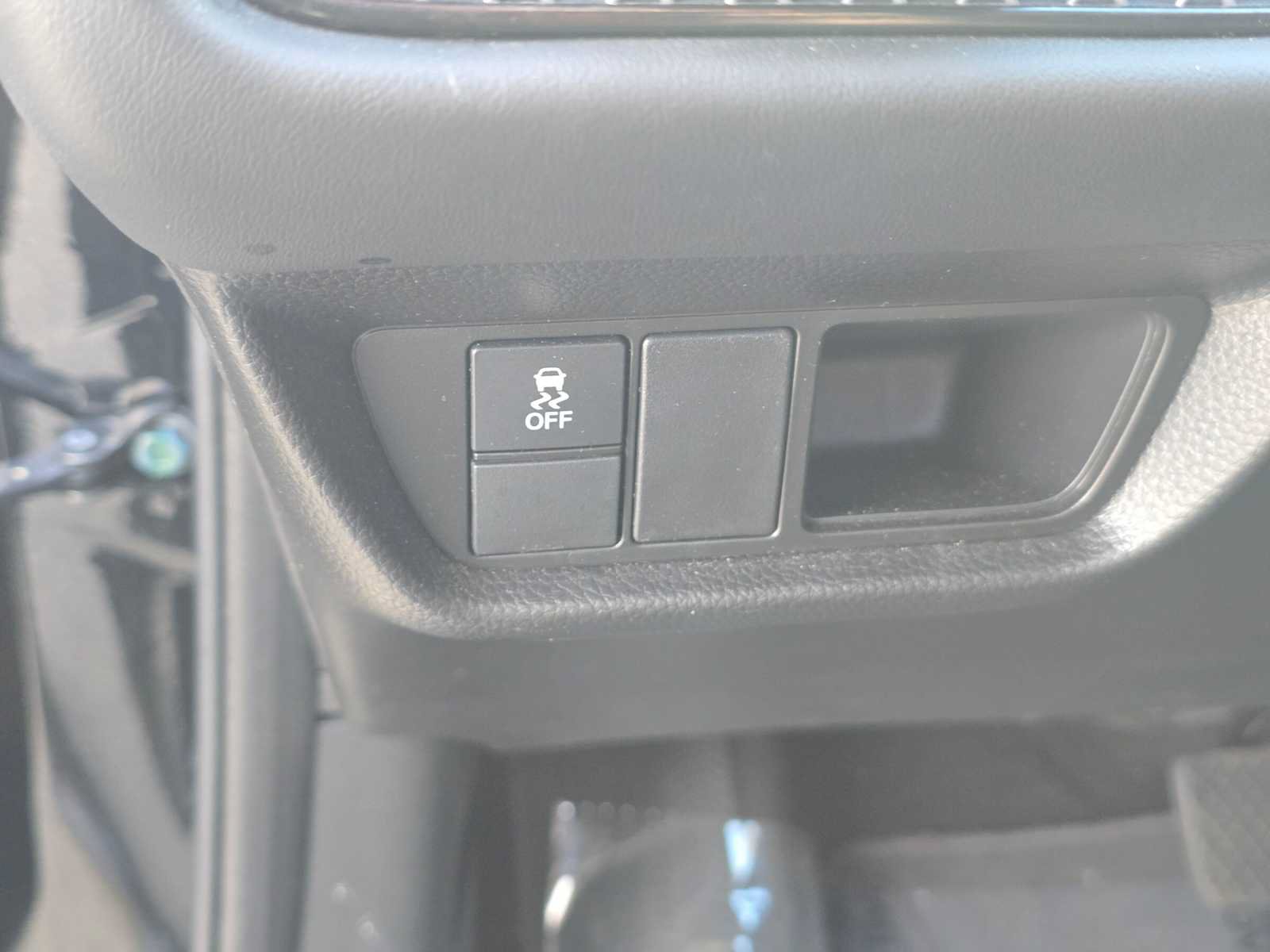 Used 2025 Honda HR-V Sport image 24