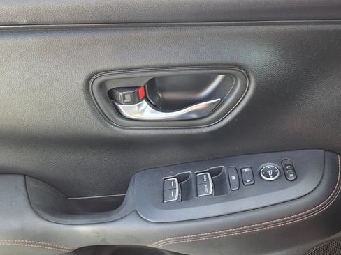 Used 2024 Honda HR-V Sport image 25
