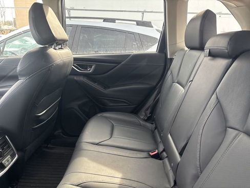 Used 2019 Subaru Forester Limited image 5