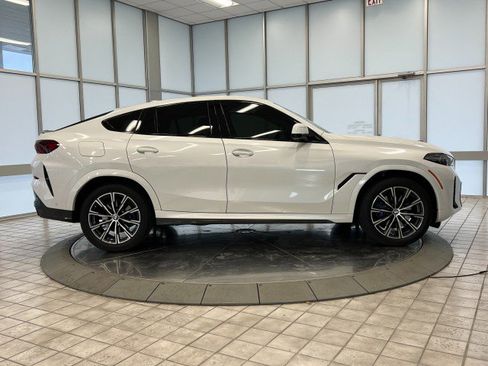 Used 2024 BMW X6 xDrive40i image 8