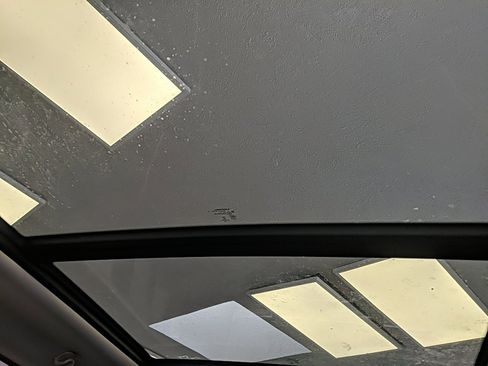 Used 2019 RAM 1500 Laramie image 29