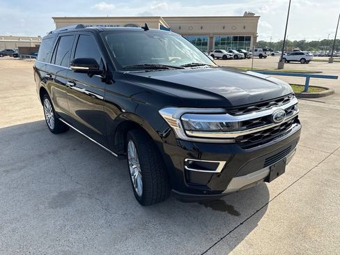 Used 2023 Ford Expedition Limited RWD image 19