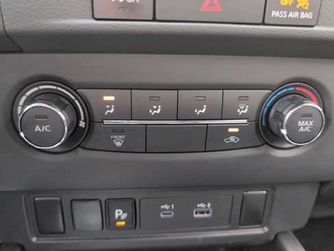 Used 2023 Nissan Frontier S w/ Technology Package image 23