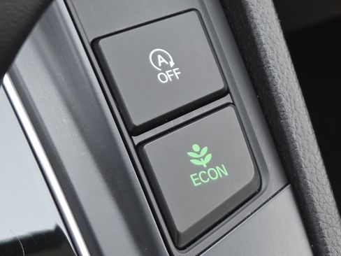 Used 2022 Honda CR-V Touring image 9