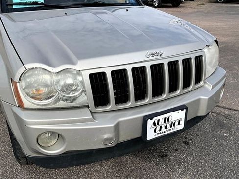 Used 2007 Jeep Grand Cherokee Laredo AWD/4WD image 5
