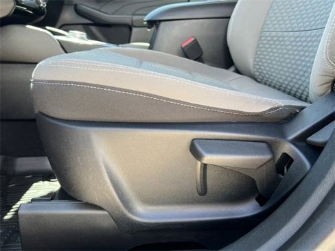 Used 2022 Ford Escape SE image 10