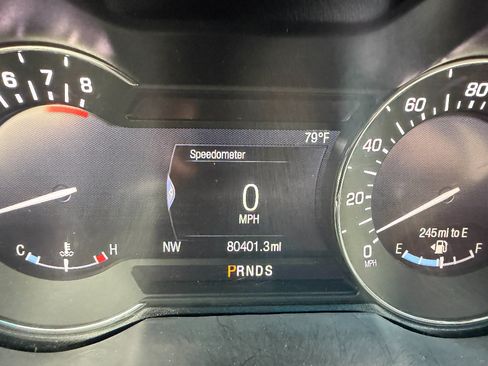Used 2020 Lincoln MKZ FWD image 39