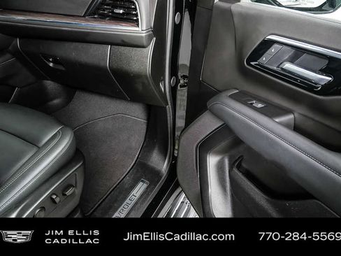 Used 2025 Chevrolet Tahoe LT image 24