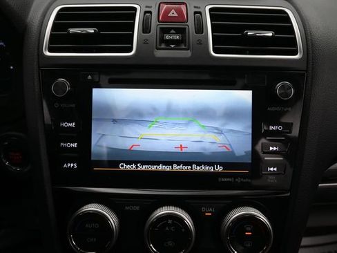 Used 2017 Subaru Forester 2.5i Touring AWD/4WD image 17