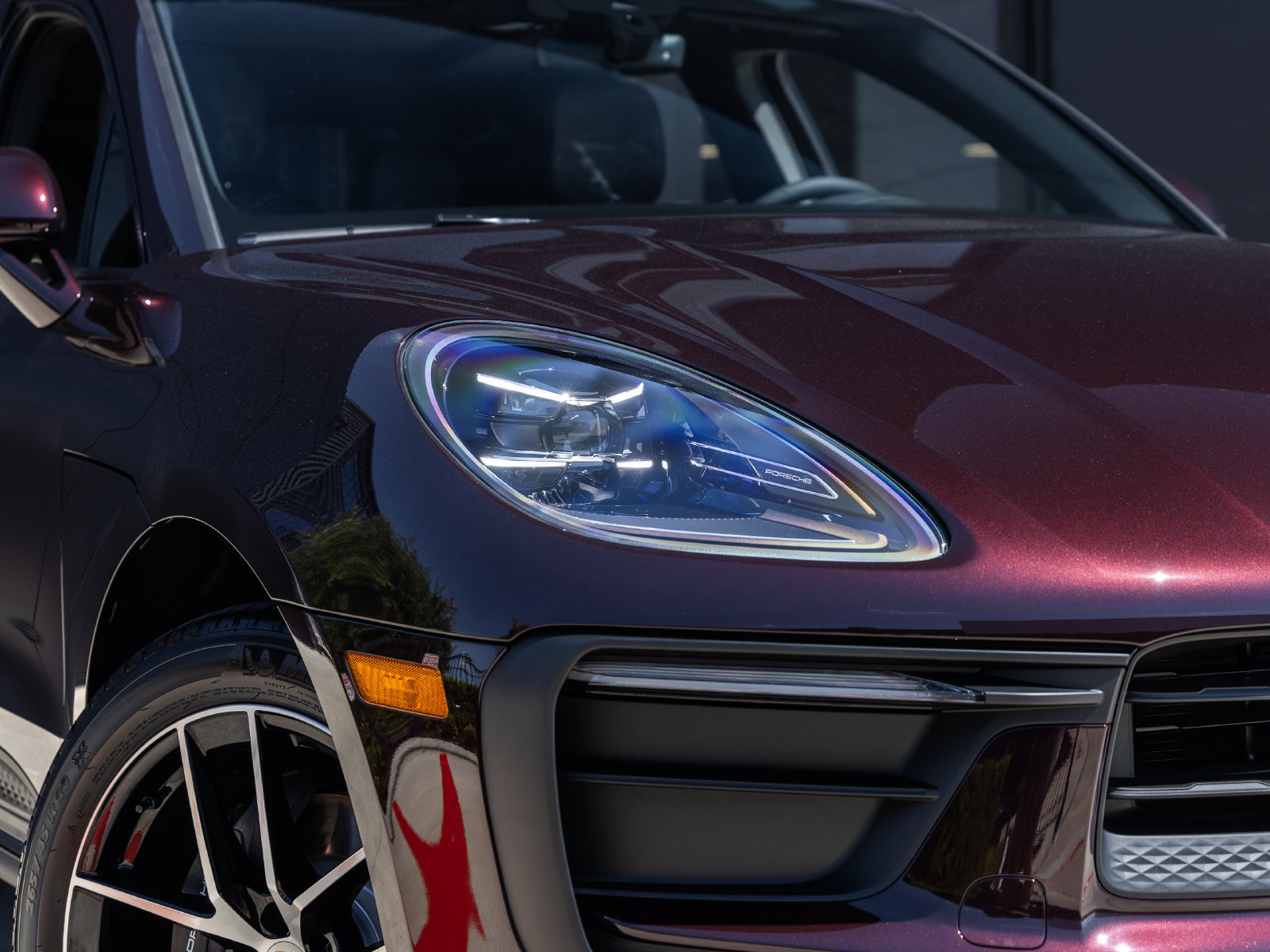 Certified 2026 Porsche Macan AWD/4WD image 21