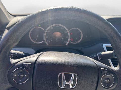 Used 2015 Honda Accord LX image 14