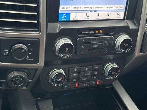 Used 2019 Ford F150 Platinum w/ Technology Package image 20