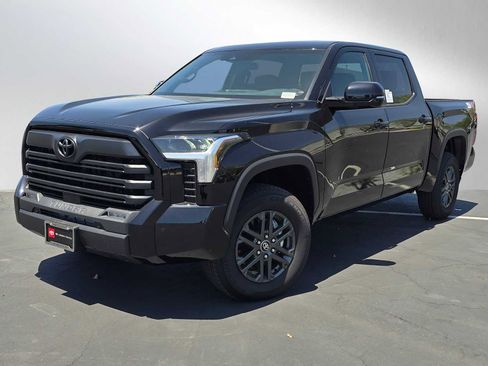 New 2025 Toyota Tundra SR5 AWD/4WD image 3