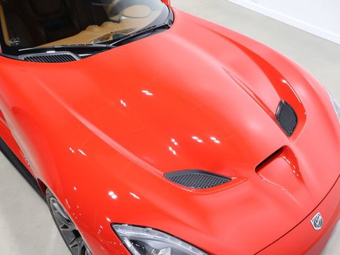 Used 2013 SRT Viper GTS w/ GTS Laguna Interior Pkg image 51