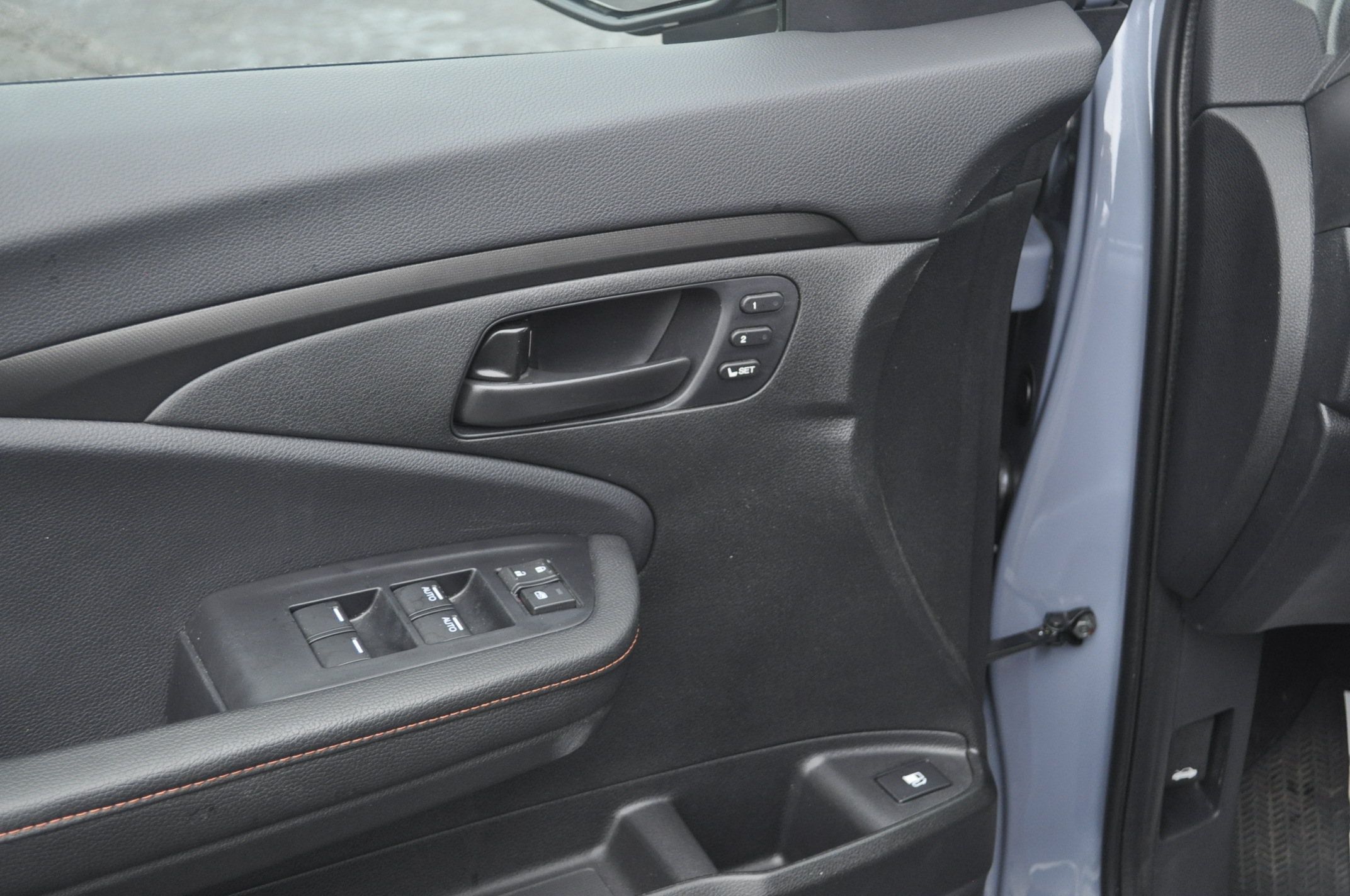 Certified 2025 Honda Ridgeline TrailSport image 17